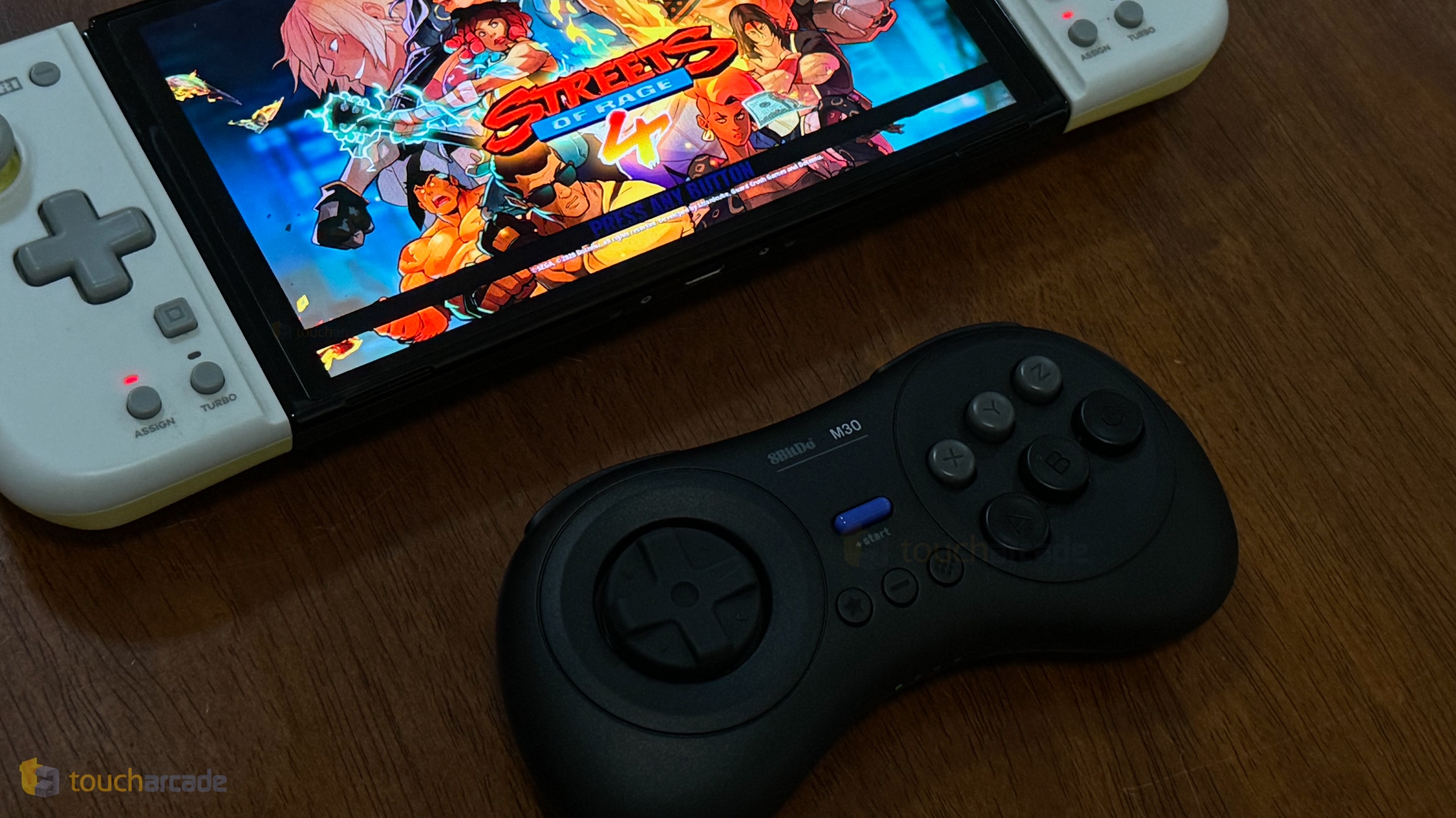 8bitdo-M30-Bluetooth-2024-Review-switch-oled.jpg